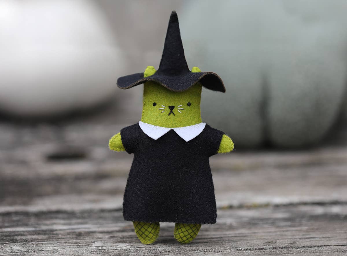 Witch Cat Felt Doll Kit