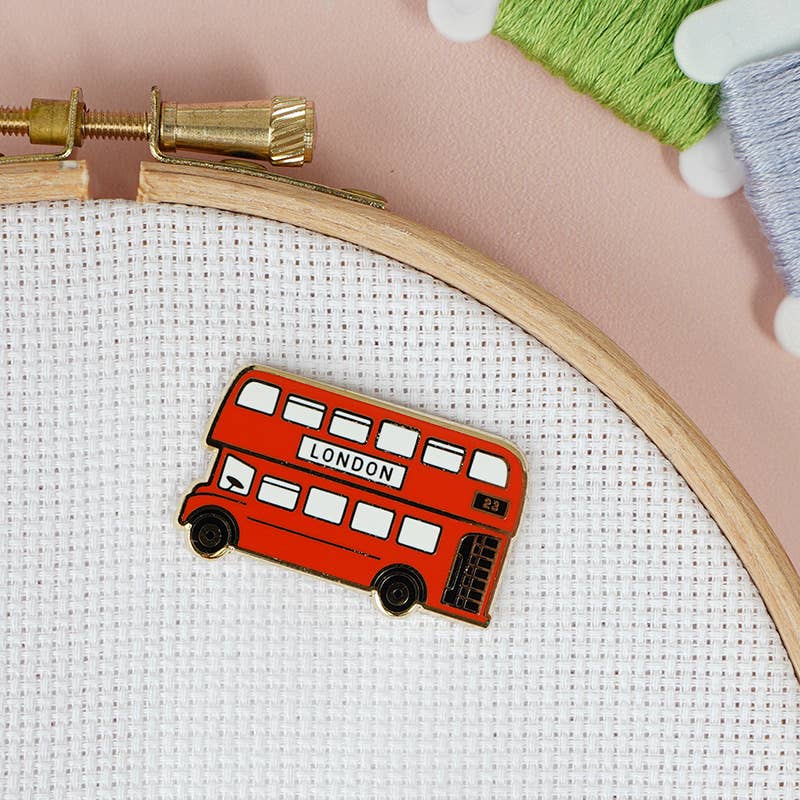 London Bus Magnetic Needle Minder