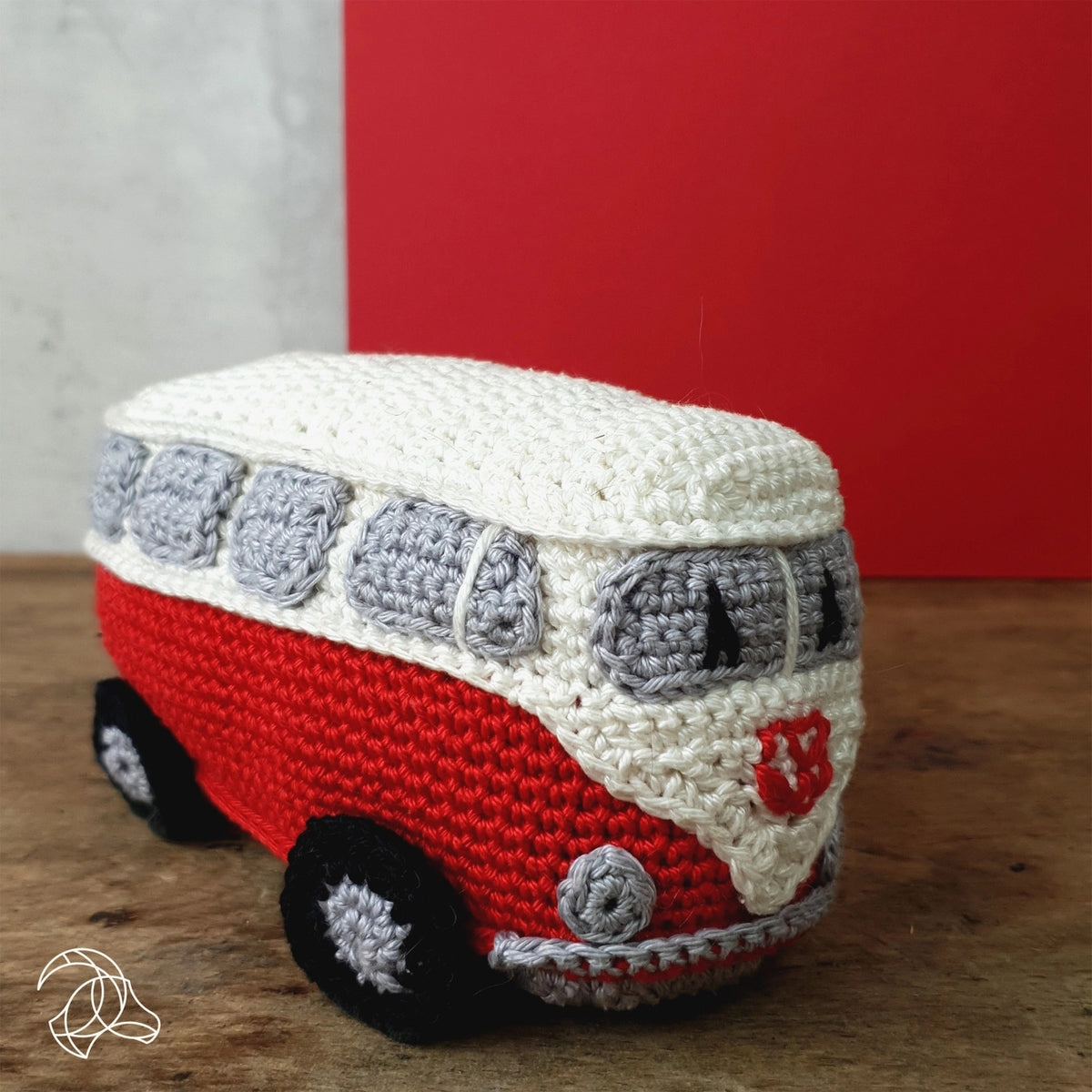 Crochet - Retro Red Van