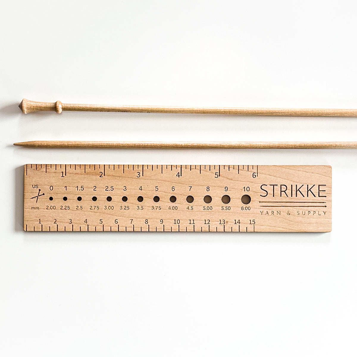 Strikke Yarn & Supply - Wood Ruler & Needle Gauge