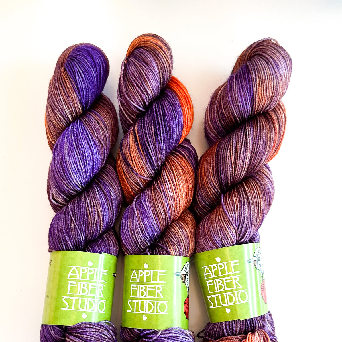 Apple Fiber Studio - Gala (Pretty Yarn Club)