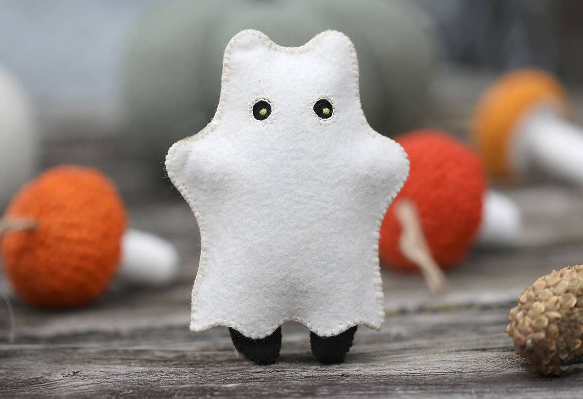 Ghost Cat Felt Doll Kit